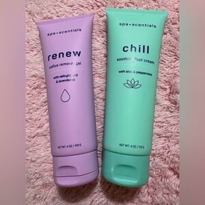 Renew and Chill Foot Care Set - Purple and Green